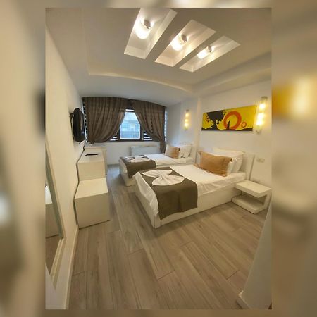 Theranda Hotel Prizren Extérieur photo