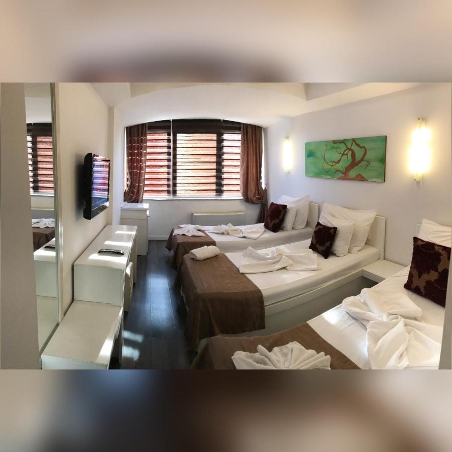 Theranda Hotel Prizren Extérieur photo