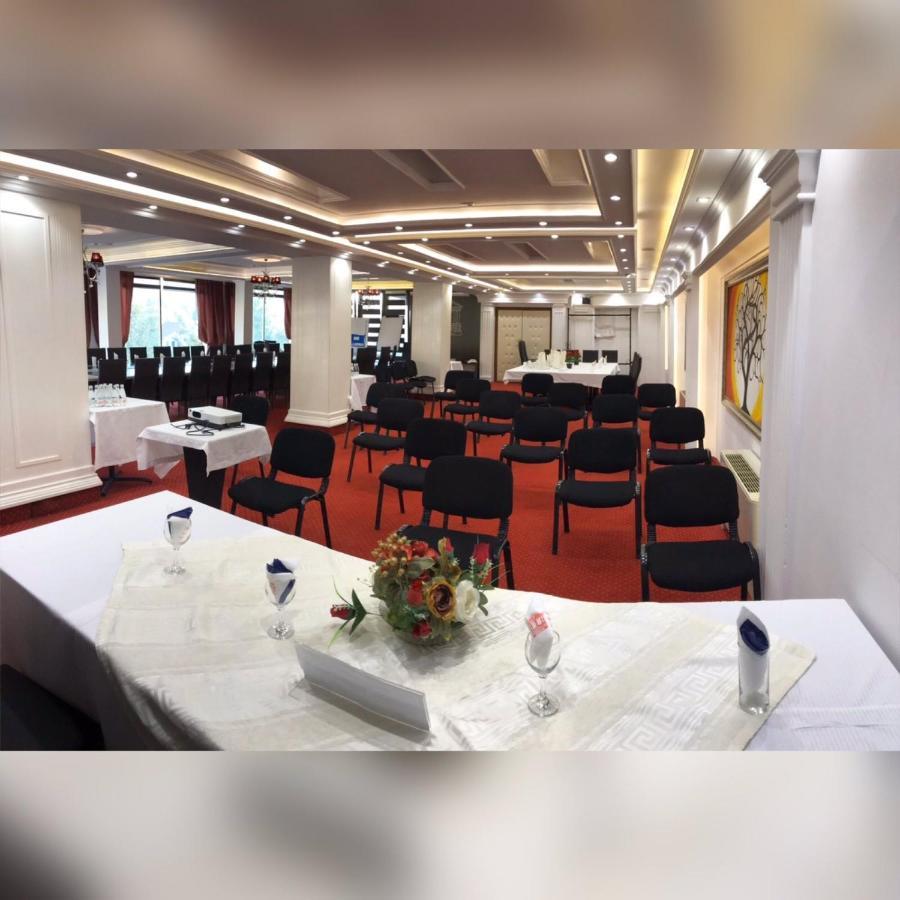 Theranda Hotel Prizren Extérieur photo