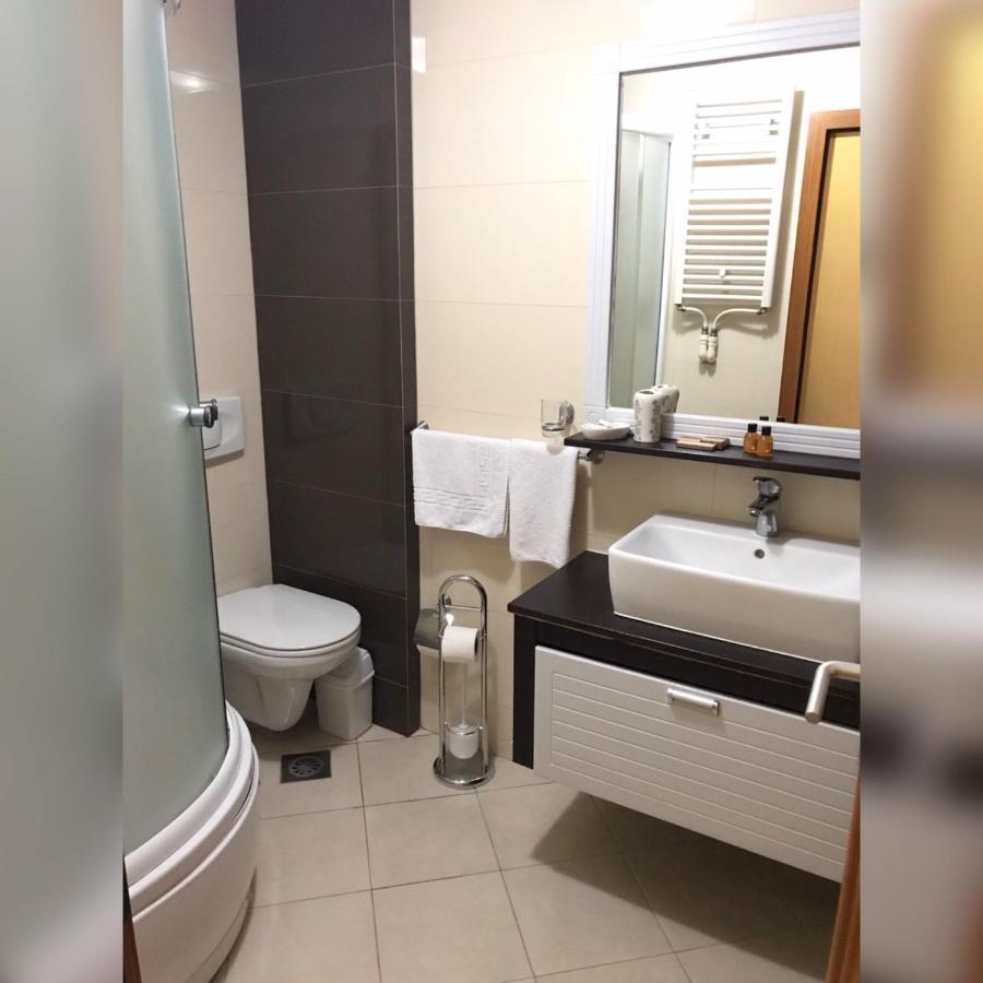 Theranda Hotel Prizren Extérieur photo